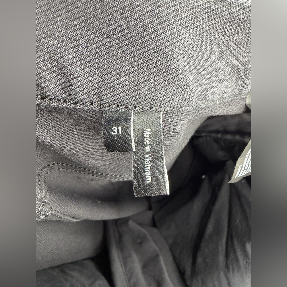 Theory Raffi 5-Pocket Pant in Neoteric Twill black sz 31x31” - Picture 9 of 11